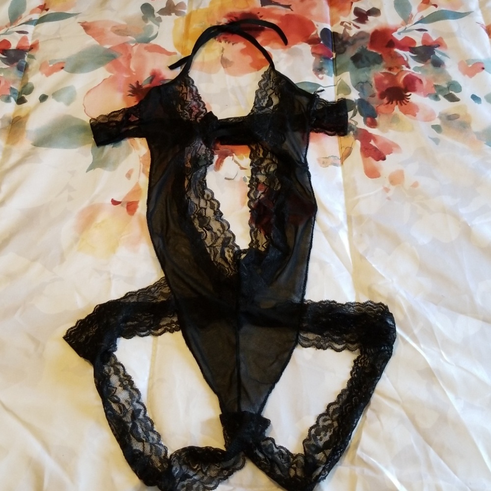❤💋🆕️Black sexy sheer lace lingerie - Picture 2 of 3